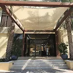 One Elegant Apartment In Muscat Bay 01